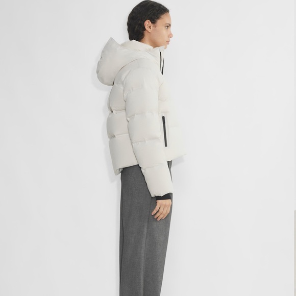 NWT Super Puff Shorty - Picture 3 of 7